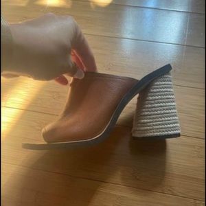 Dolce Vita sandals Women’s size 9